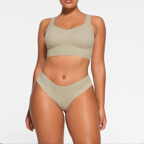 SKIMS Intimates Sleepwear Skims Naked Plunge Longline Tank